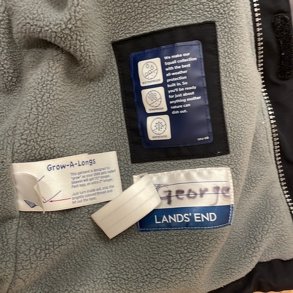 Size 7 Lands End coat - Picture 3 of 4